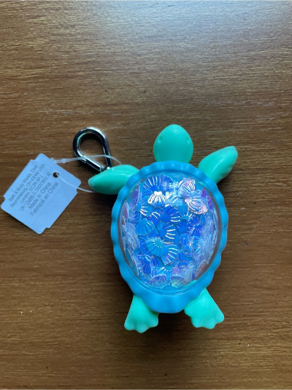New Bath and Body Works Sea Turtle Hand Sanitizer Keychain Clip Pocketbac